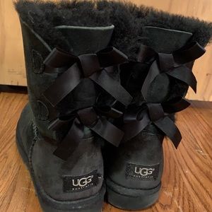 Bailey Bow Uggs